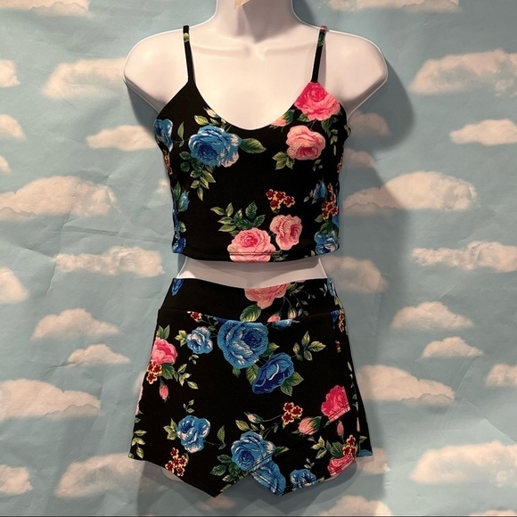 Skirt And Top Floral Set!! - Picture 1 of 7